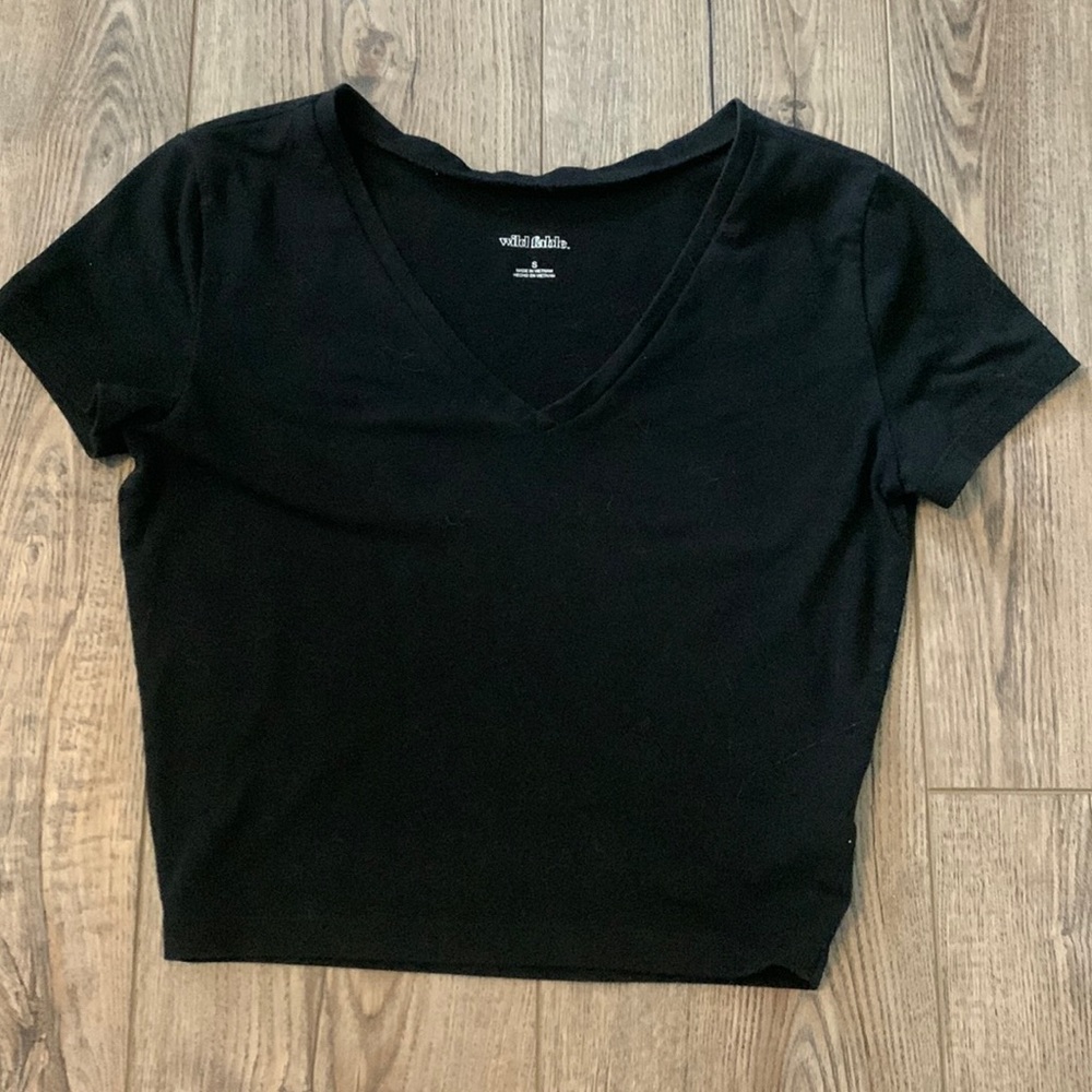 black crop top